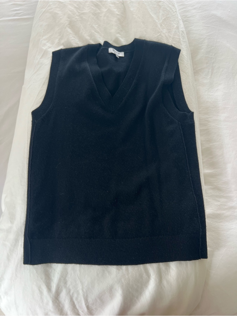 Madewell Black Cashmere V-Neck Pullover